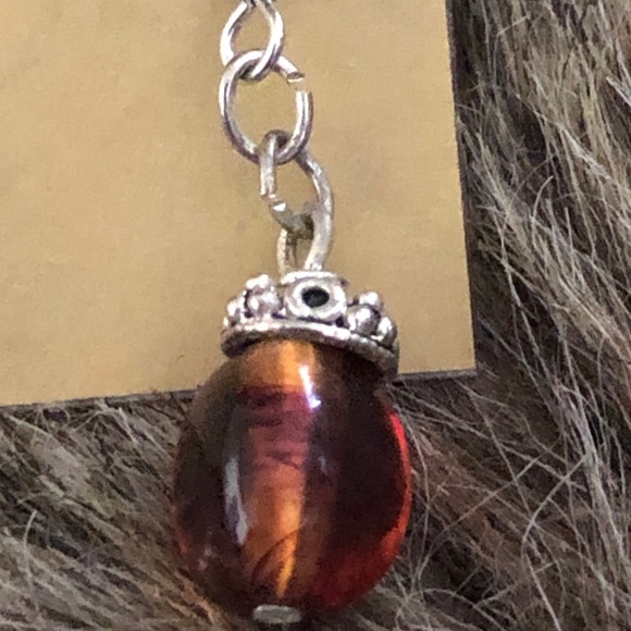 Vintage repurpose amber tone glass drop earrings - Picture 3 of 6